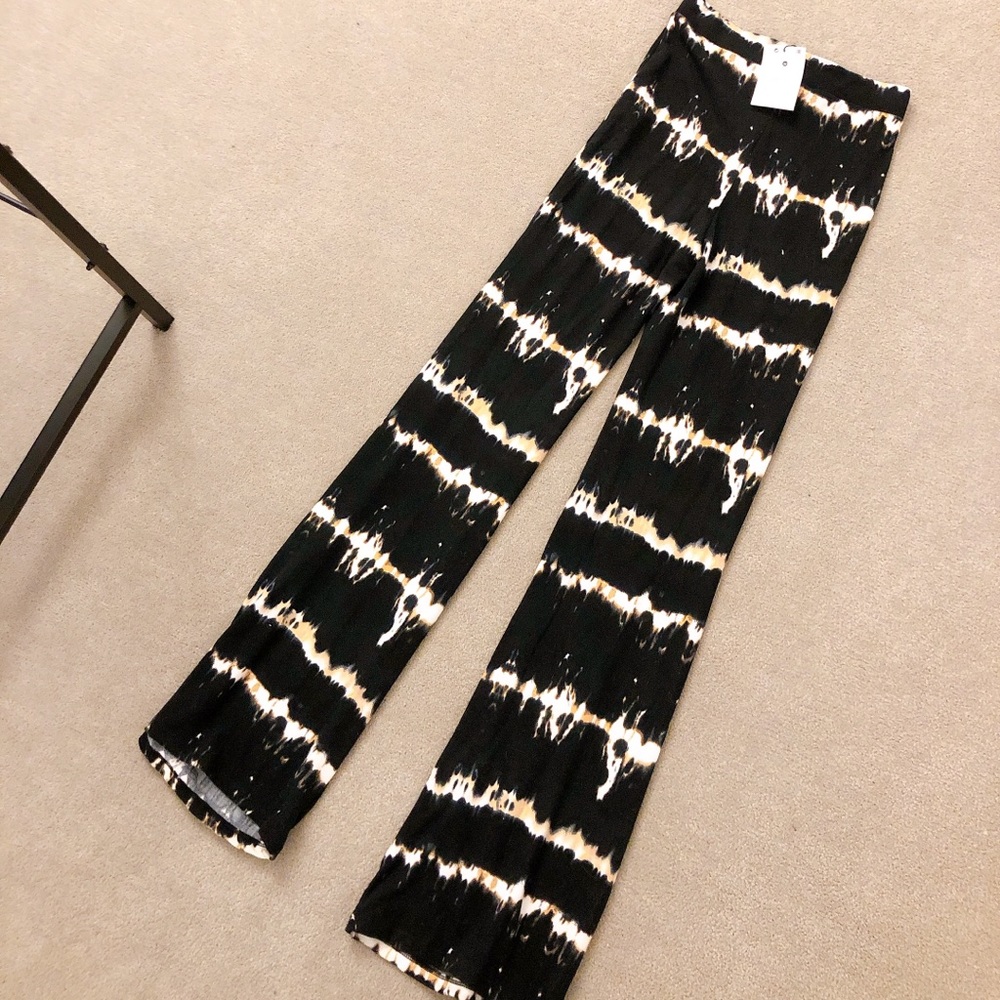 Black tie dye fray pants